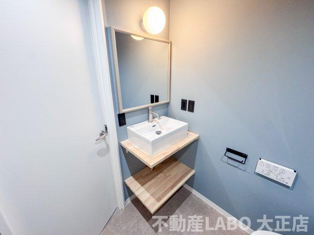 朝日プラザ西道頓堀の独立洗面台