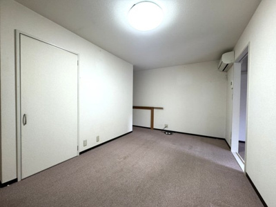 【洋室】 | 衣笠西馬場町貸家