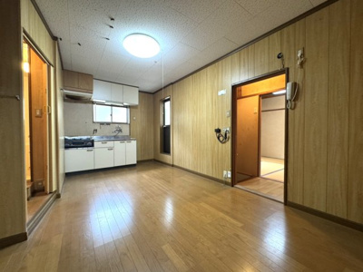 【居間・リビング】 | 衣笠西馬場町貸家