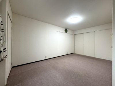 【洋室】 | 衣笠西馬場町貸家