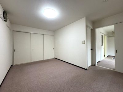 【洋室】 | 衣笠西馬場町貸家