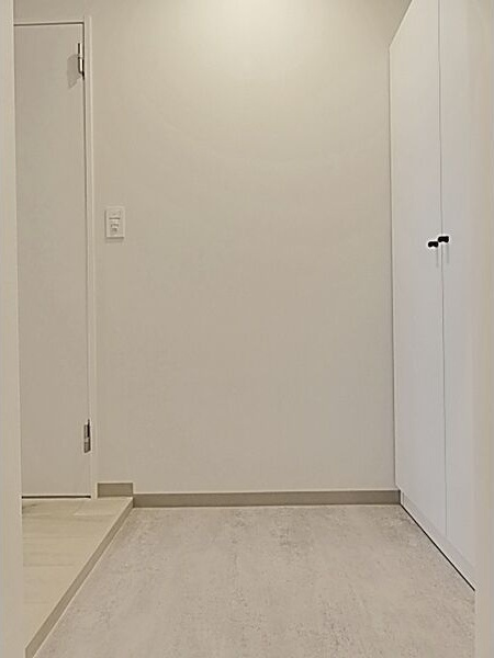 スリーアイランドタワー久屋大通の玄関