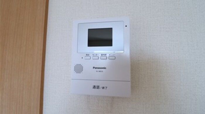リヴィエールのセキュリティ|モニターインターフォンです