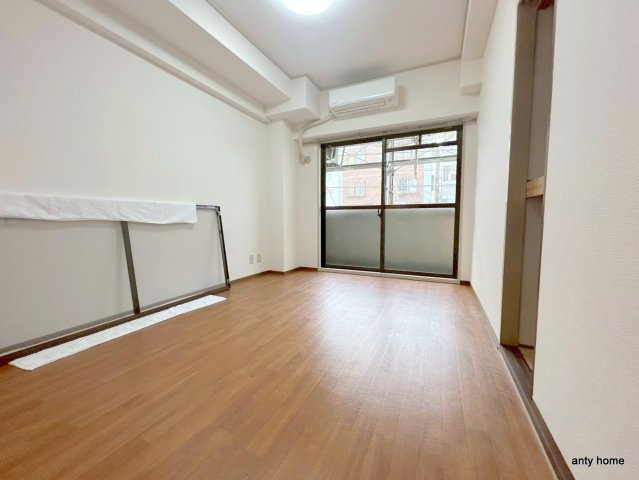 上新庄グランドハイツ北 仲介手数料無料の居間・リビング