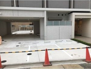 アクアエテルナ泉の駐車場