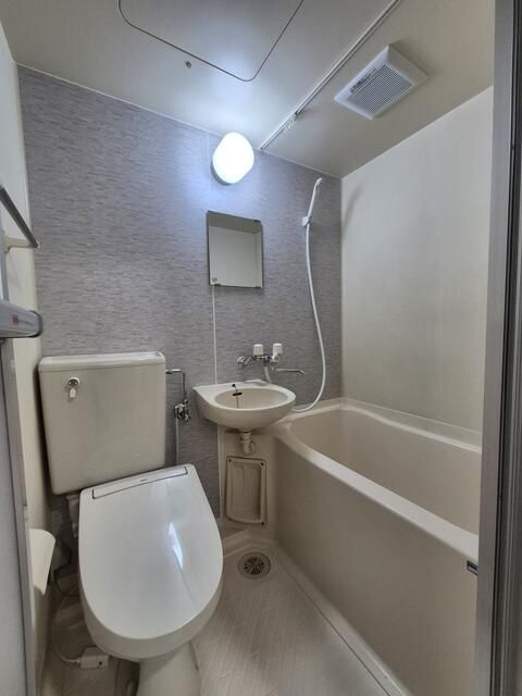 ビレッヂマウンテン東長崎の浴室