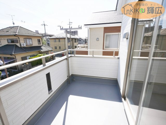 加古川市加古川町本町第1（全1棟）新築のバルコニー|同社施工例です。