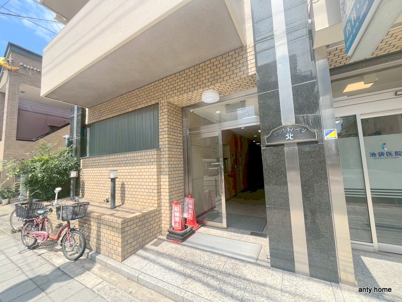 グランドハイツ北　仲介手数料無料のエントランス