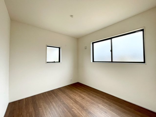 長野合戦場第１の洋室