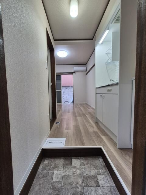 ビレッヂマウンテン東長崎の玄関