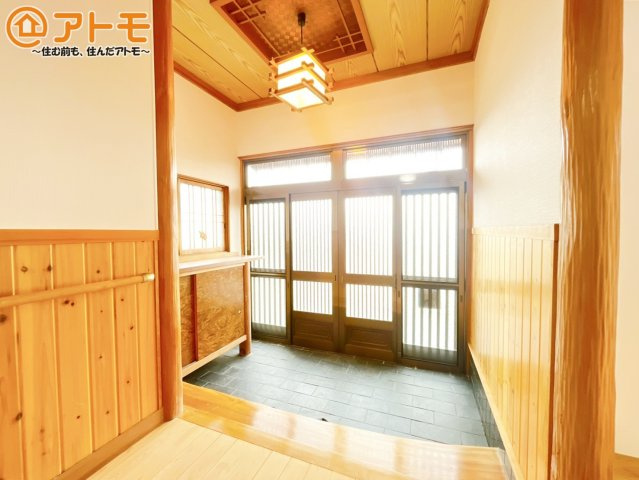【玄関】 | 富士市原田　中古戸建て　全1棟
