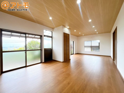 【居間・リビング】 | 富士市原田　中古戸建て　全1棟