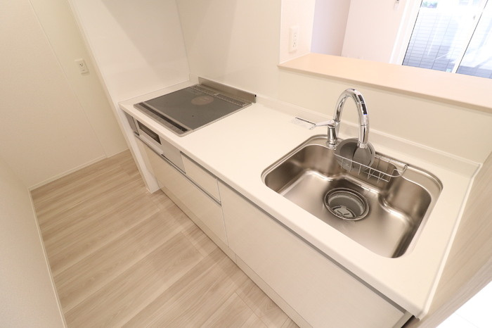 さいたま市浦和区針ヶ谷１丁目のアパートのキッチン