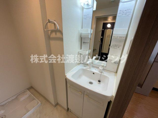 クリスタルコート江坂の洗面所