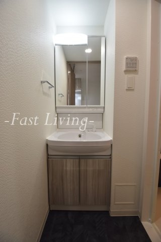S-RESIDENCE神田avanceの洗面所