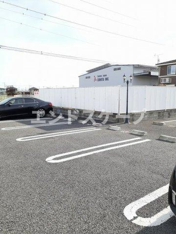ベル　サンブライトＹの駐車場|高崎、前橋のお部屋探しはエンドスケープまで！お客様の理想お聞かせ下さい♪