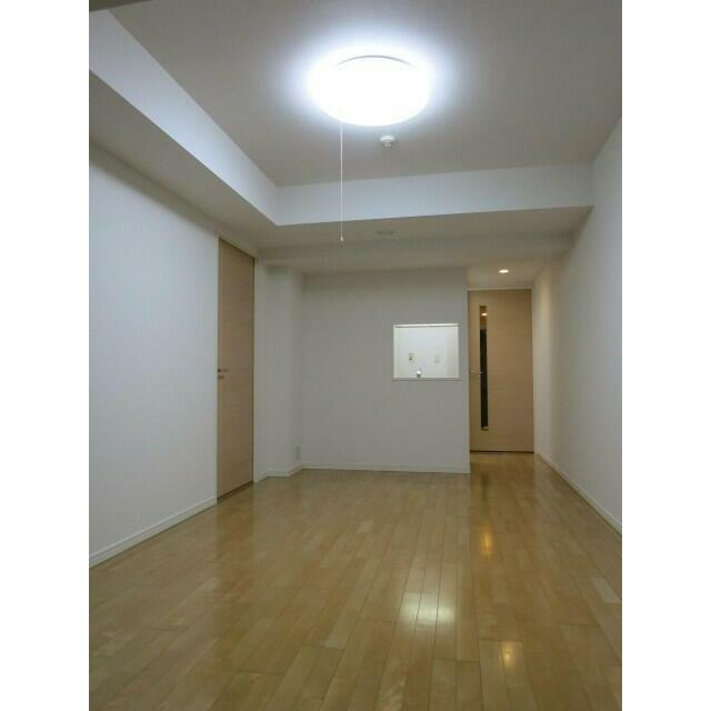 エスティメゾン大島の居間・リビング