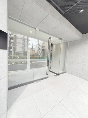 【エントランス】 | ルフレプレミアム町屋 | エントランス