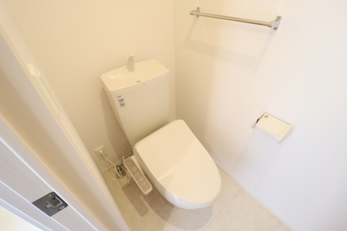 ボナール　Aのトイレ|清潔感のあるトイレです