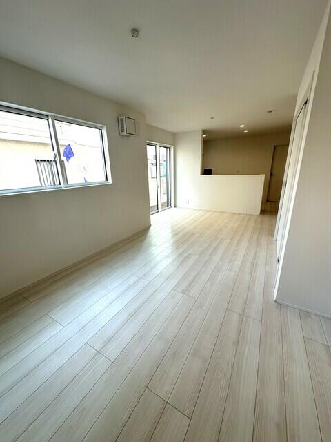 市川宮久保６丁目　第２期の居間・リビング