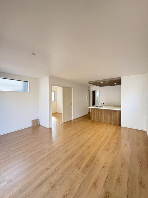 市川市東菅野　新築　室内完成しましたの居間・リビング