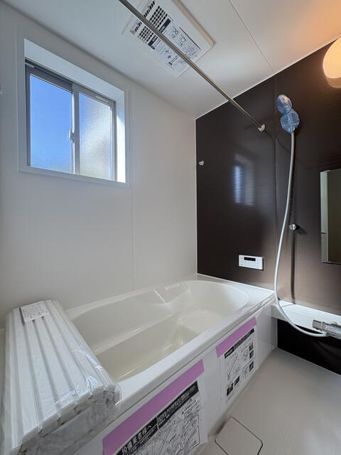 市川市東菅野　新築　室内完成しましたの浴室