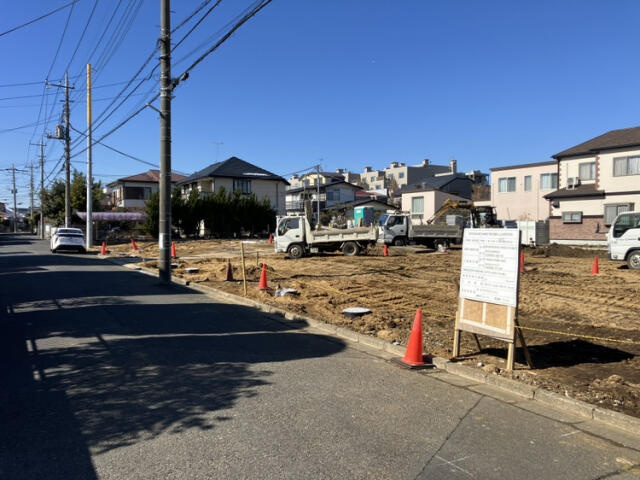 ブルーミングガーデン　松戸市小金原５丁目９棟／１期４号棟の前面道路含む現地写真|★販売現地★2026.2.9撮影
