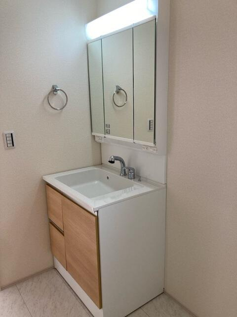 大穴北１丁目の独立洗面台