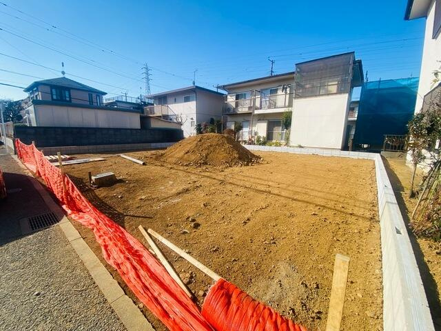 みやぎ台２丁目の前面道路含む現地写真|（1号棟）