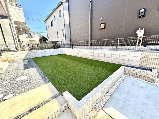 ブルーミングガーデン　船橋市松が丘３丁目１棟／１期１号棟の庭|庭