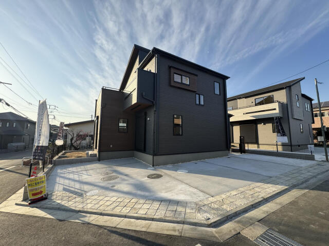 ブルーミングガーデン　船橋市二和西３丁目３棟／１期３号棟の駐車場|外観