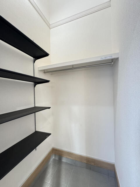 ブルーミングガーデン　船橋市二和西３丁目３棟／１期３号棟の収納|玄関収納