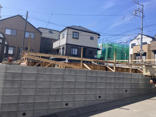ブルーミングガーデン　柏市常盤台２棟／１期２号棟の前面道路含む現地写真|★販売現地★2026.3.7撮影