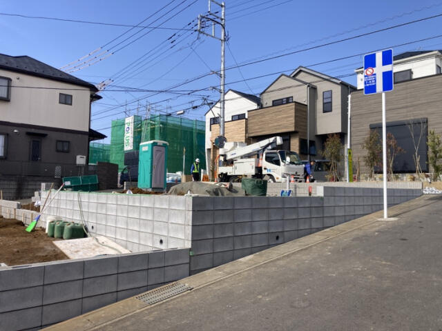ブルーミングガーデン　柏市常盤台２棟／１期２号棟の前面道路含む現地写真|★販売現地★2026.3.1撮影