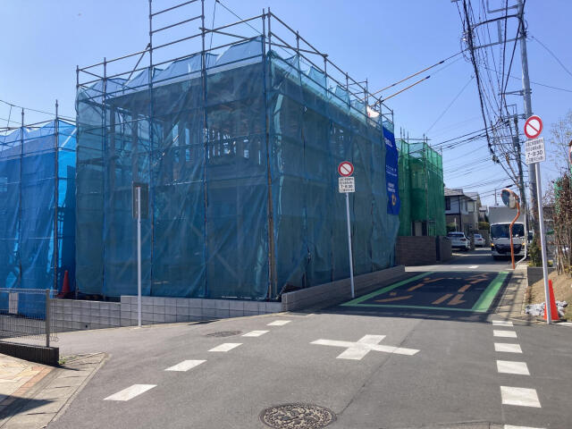 ブルーミングガーデン　柏市常盤台２棟／１期２号棟の前面道路含む現地写真|★販売現地★2026.4.3撮影
