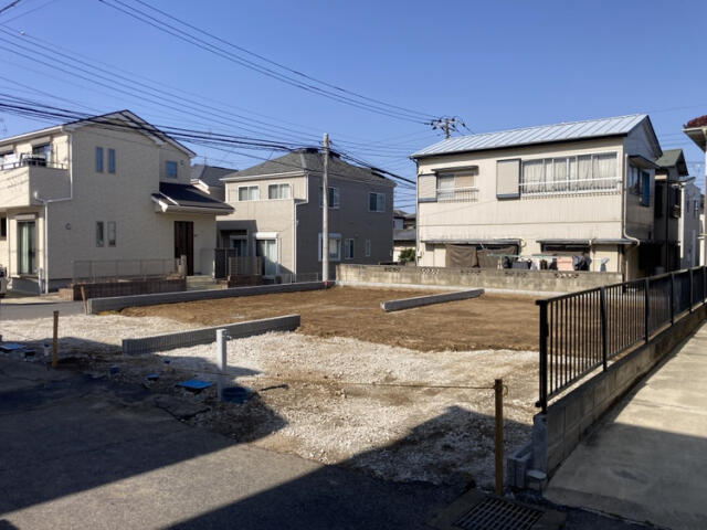 ブルーミングガーデン　柏市逆井４丁目２棟／１期１号棟の前面道路含む現地写真|★販売現地★2026.3.1撮影