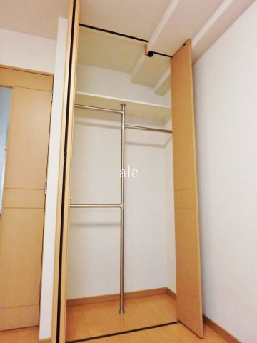 新宿区西新宿７丁目の賃貸マンションの収納