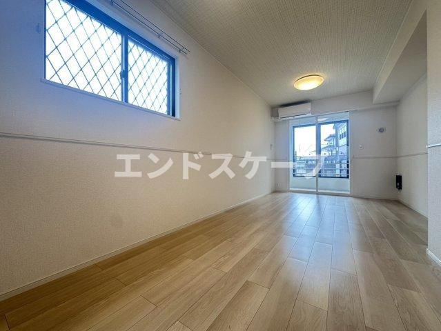 ハーモニー　カーサの居間・リビング|高崎、前橋のお部屋探しはエンドスケープまで！お客様の理想お聞かせ下さい♪