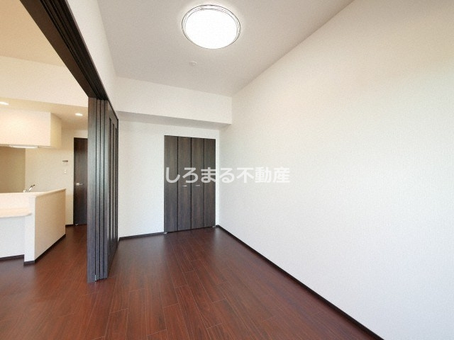 プレジオ海老江の洋室