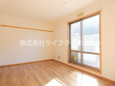 【居間・リビング】 | フラッツマグノリア | ※退去予定の為、別号室のイメージ写真です。