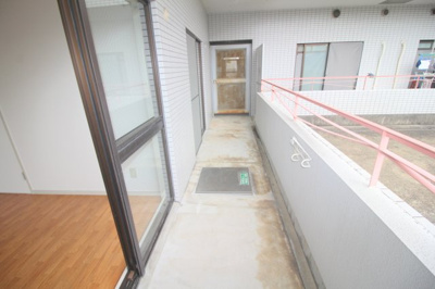 【バルコニー】 | サンパレス桃山台2番館