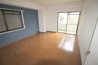 【洋室】 | サンパレス桃山台2番館