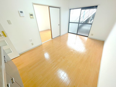 【居間・リビング】 | メゾンクレール　２０７ | ※写真は、同型タイプ１０２号室（２０２３．９）撮影分です。