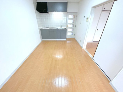 【居間・リビング】 | メゾンクレール　２０７ | ※写真は、同型タイプ１０２号室（２０２３．９）撮影分です。