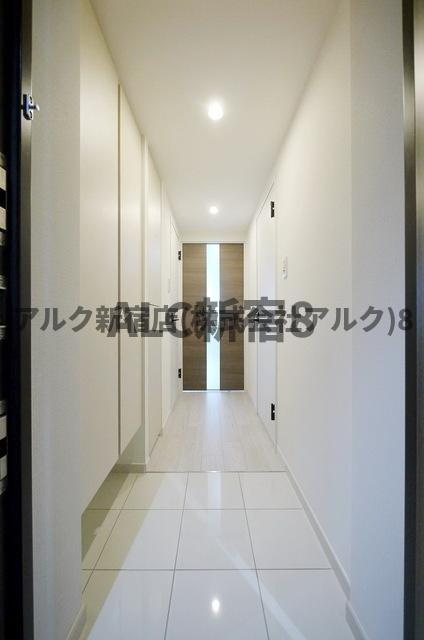 RELUXIA方南町Ⅱの玄関