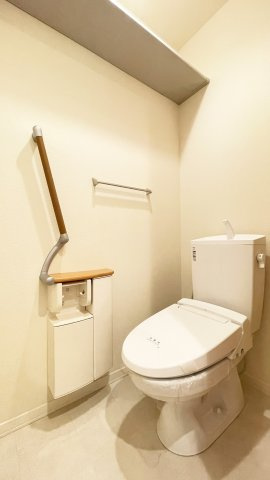 シャーメゾン　レ・フレール　Ⅴのトイレ