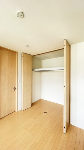 シャーメゾン　レ・フレール　Ⅴの収納