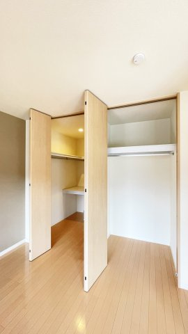 シャーメゾン　レ・フレール　Ⅴの収納