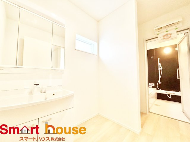 厚木市下荻野第１８の独立洗面台