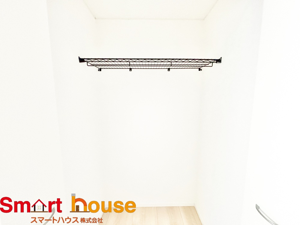 厚木市下荻野第１８の収納